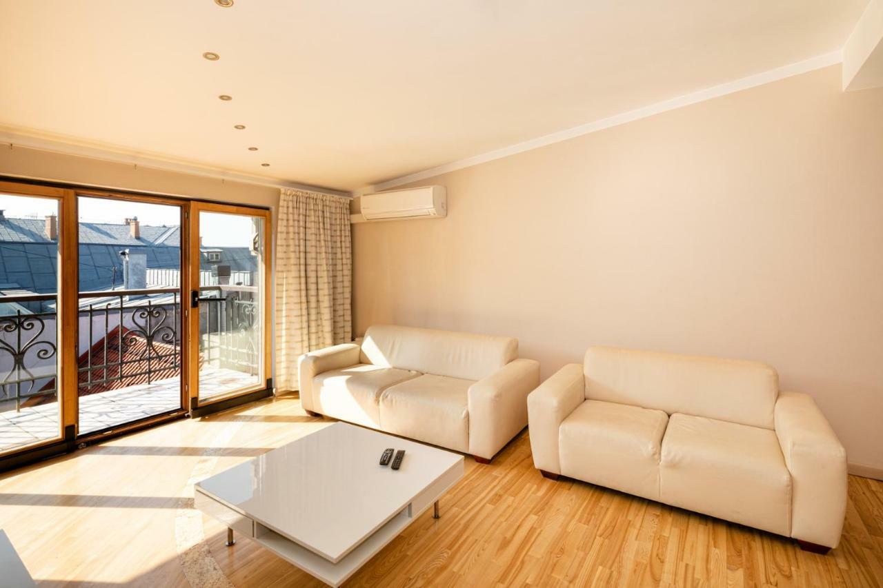 Old Riga Aldaru Street 2 Level Apartment With Terrace Luaran gambar
