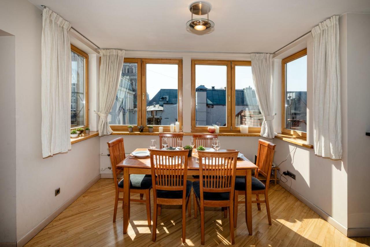 Old Riga Aldaru Street 2 Level Apartment With Terrace Luaran gambar