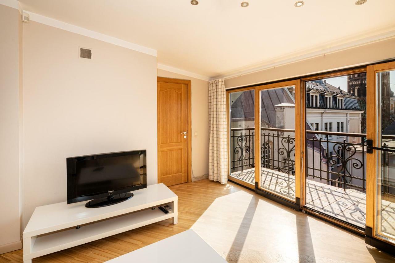 Old Riga Aldaru Street 2 Level Apartment With Terrace Luaran gambar