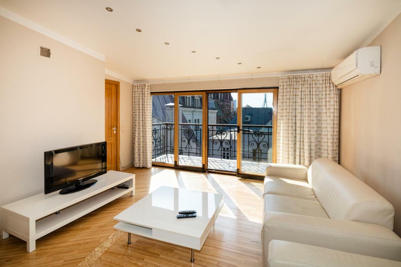 Old Riga Aldaru Street 2 Level Apartment With Terrace Luaran gambar